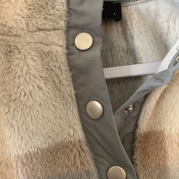 BLUE B PULL OVER FLUFFY JACKET - Picture 5 of 10